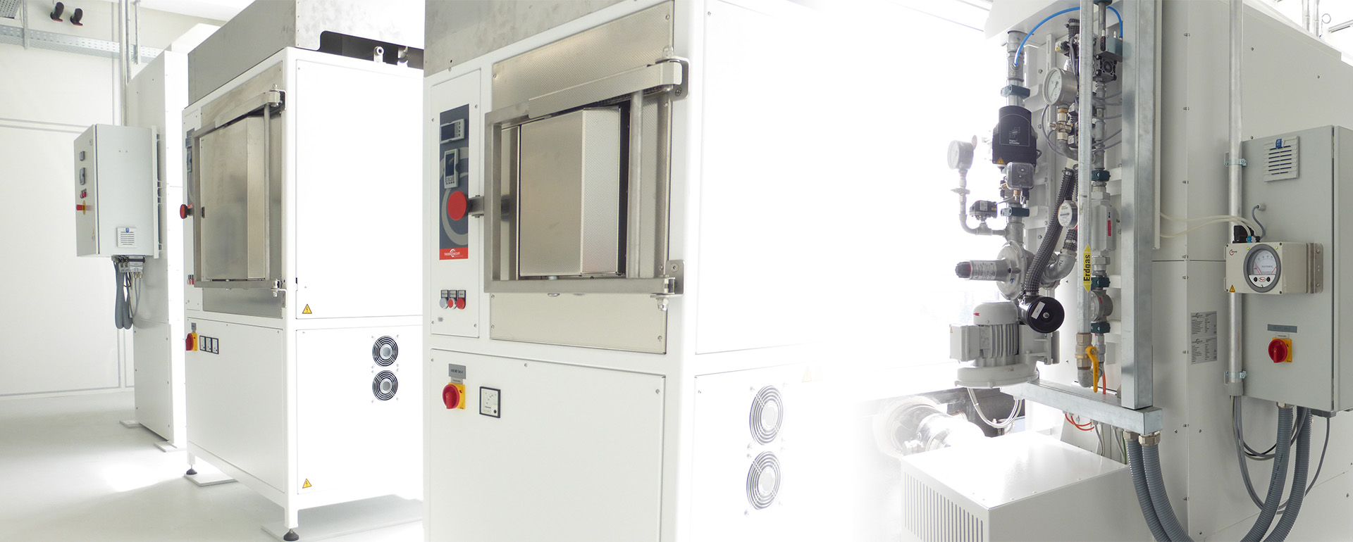 Production hall with two rows of different sintering furnace models.